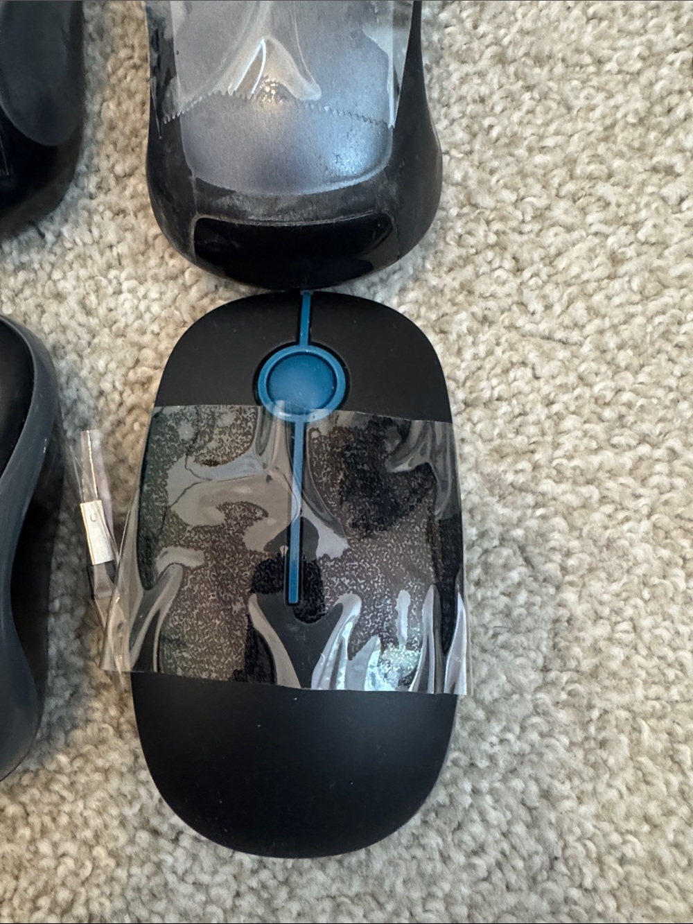 Logitech Wireless Mouse Set - Black, Purple, Blue - Picture 5 of 6